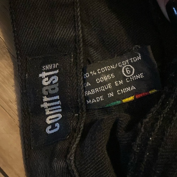 Contrast high rise mom jeans - Picture 7 of 7